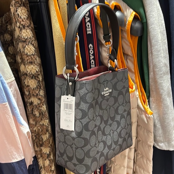 Coach 2312 Small Town Bucket Bag In Signature Canvas Graphite/Wine/Black - Picture 13 of 16